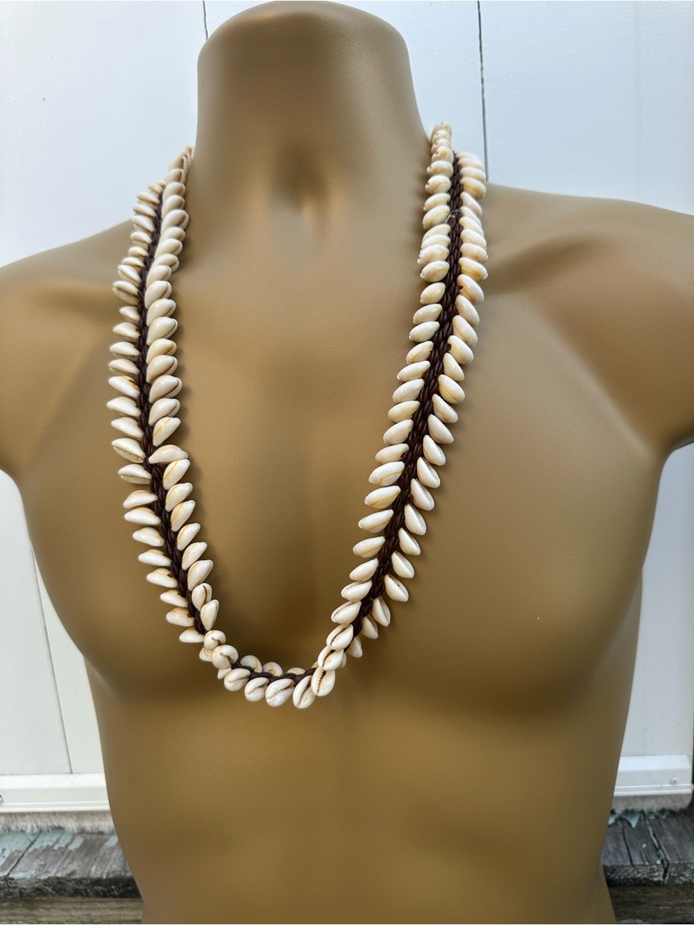 Koa Seed Liquid Lei